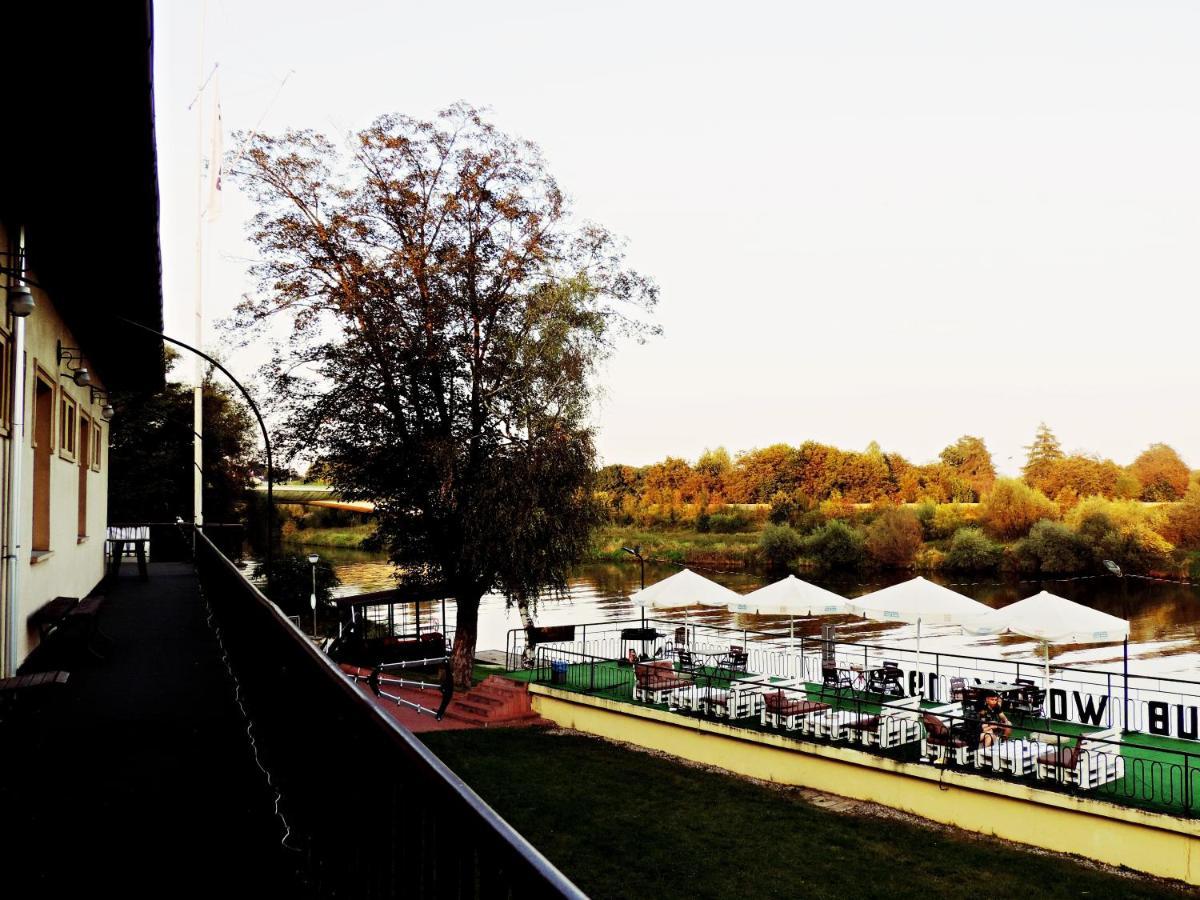 Hotel Vistula Красков Екстериор снимка