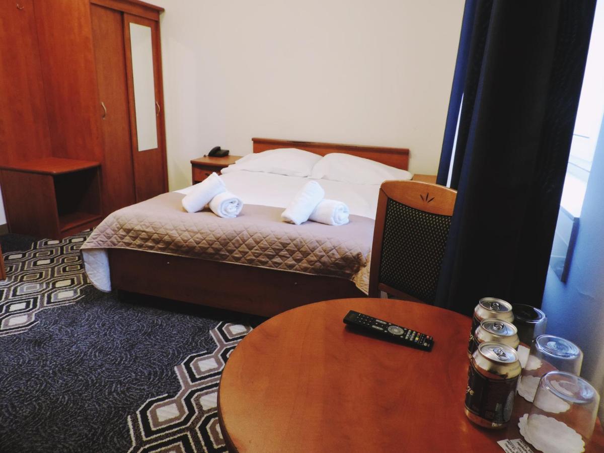 Hotel Vistula Красков Екстериор снимка